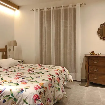 Spacious House In With Mountain View * Кретас